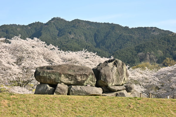 石舞台古墳